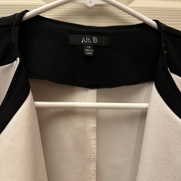 Y2K Vintage Alt.B Jacket - Picture 4 of 6